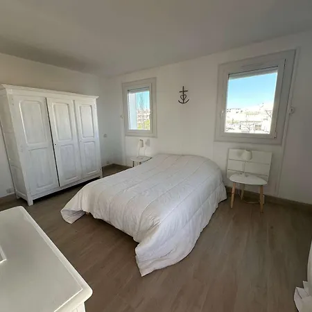Superbe 3 Pieces Avec Terrasse Pres De La Et Commerces, Parking Inclus - Fr-1-328-233 Apartment La Grande-Motte