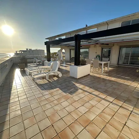 Superbe 3 Pieces Avec Terrasse Pres De La Et Commerces, Parking Inclus - Fr-1-328-233 La Grande-Motte